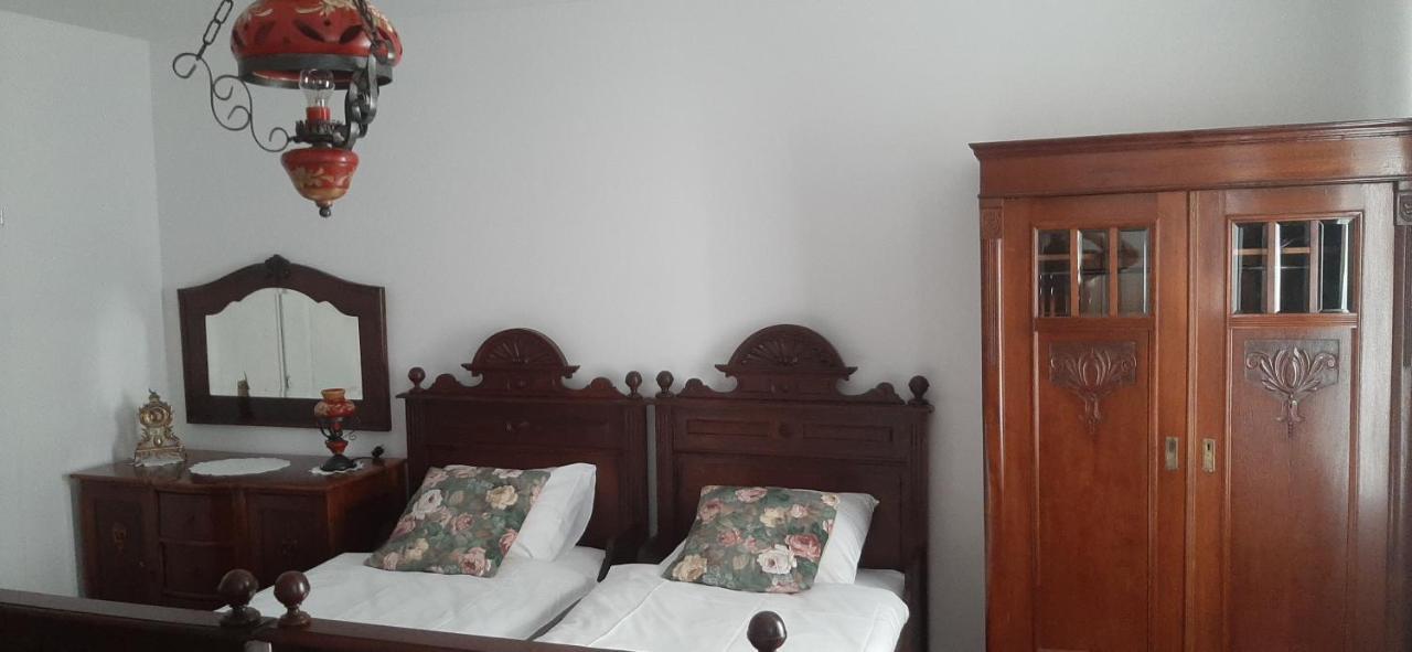 Dworek Pod Swierkami Jelenia Góra Extérieur photo
